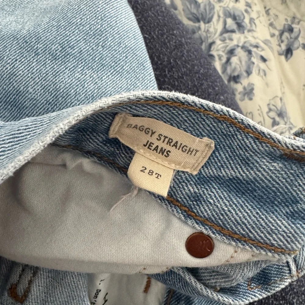 Madewell Baggy Straight  High Rise, Light Wash Jeans - Women 28 Tall Long
